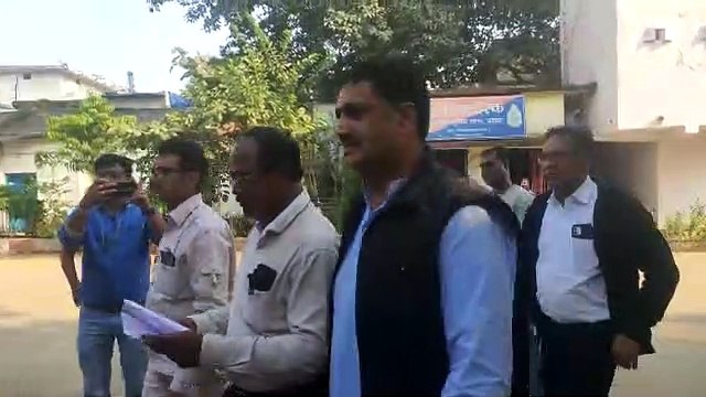 कोतवाली पहुंचे भाजपा विधायक और नेता, नेताम के मामले में झारखंड पुलिस से बंद कमरे में हो रही चर्चा