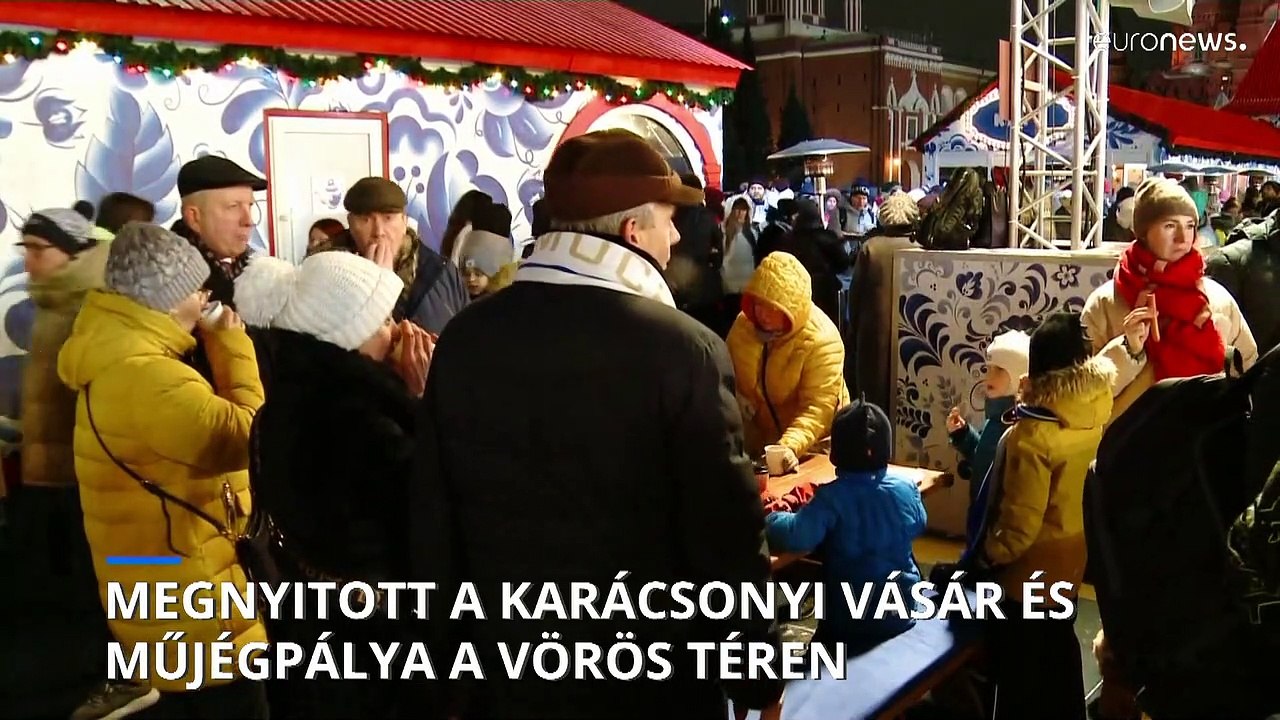 Megnyitott a moszkvai műjégpálya és karácsonyi vásár a Vörös téren