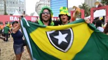 Il Brasile agli ottavi, esplosione di gioia sulla spiaggia di Rio