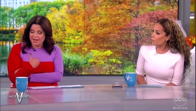 La maison de luxe française Balenciaga se retrouve dans l'embarras après une campagne de publicité mêlant des enfants et des accessoires connotés sexuellement - VIDEO