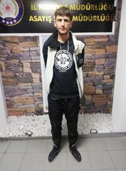 62 SUÇ KAYDI OLAN HÜKÜMLÜ, 230 KAMERADAN GÖRÜNTÜ İZLENEREK YAKALANDI