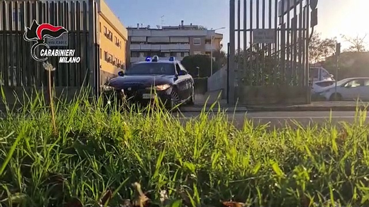 Rapina nella sala slot, in due entrano a volto coperto e portano via 18mila euro