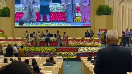 धर्मेन्द्र भल्ला को कुंदन जड़ाऊ मीनाकारी का डिजाइन इनोवेशन नेशनल अवॉर्ड