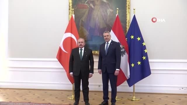 TBMM Başkanı Şentop: Ukrayna'daki savaş, Avrupa güvenlik mimarisini derinden etkiliyor TBMM Başkanı Şentop, Avusturya Başbakanı Karl Nehammer ile...