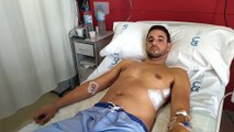 Javier García, de 30 años, en el Hospital Los Arcos de San Javier, este martes, tras recibir seis puñaladas de un menor de edad.