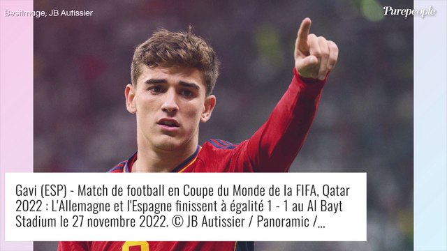 Princesse Leonor : Une star du foot amoureux de la future reine d'Espagne ? Ce cadeau qui en dit long !