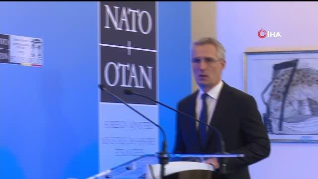 NATO Genel Sekreteri Jens Stoltenberg, Rusya, bu kış Ukrayna'yı soğukta ve karanlıkta bırakmak için acımasız füze ve insansız hava aracı saldırıları...