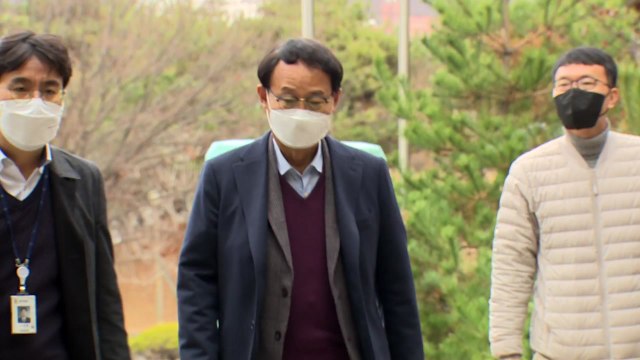 공직선거법 위반 혐의 박남서 영주시장 구속 영장 기각 / YTN