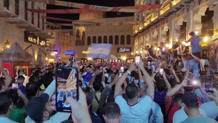 Banderazo argentino ante del partido con Polonia