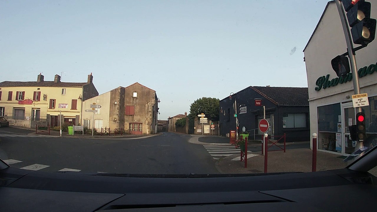 A la recChaîne officielle, Capitaine Jack, Breizh-Pêche, Full-passions, Passions29, Captaine Jack, Voyage, Road Trip, roadtrip, Vacances, Villages de France, Camping, Camping sauvage, bivouac, bivouacking, Loire, Loiret, Bouherche d'un endroit pour dormir