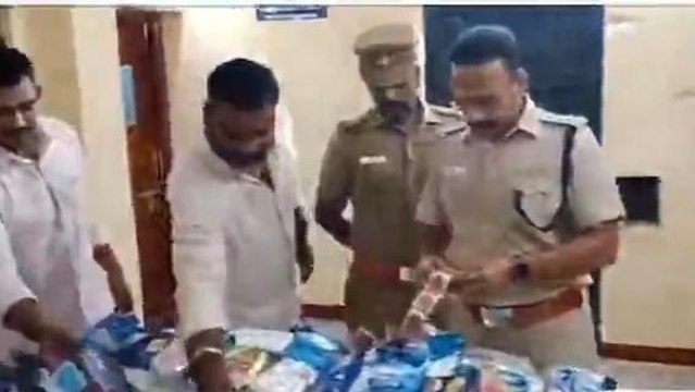 அரசால் தடை செய்யப்பட்ட 500 கிலோ குட்கா பொருட்கள் பறிமுதல்!