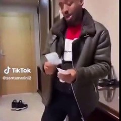 Skandal görüntüler: Türk Lirası'nı yırtıp utanmadan paylaştı!