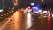 Esenler'de yolun karşısına geçmeye çalışan kişiye otomobil çarptı: 1 ölü