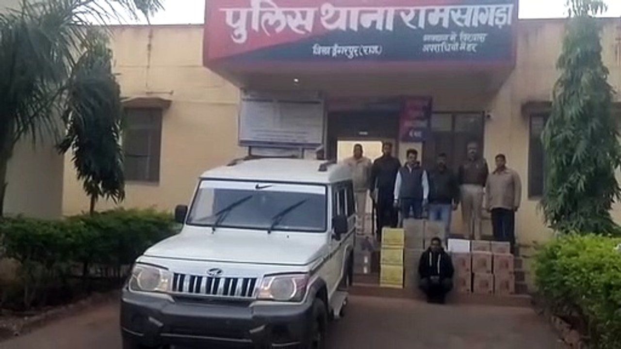 गुजरात जा रही गाड़ी को 15 किमी पीछा कर पकड़ा, म...