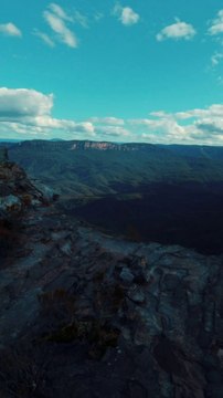 Sydney Blue Mountains Hidden Gem...Lincoln Rock Drone View. Travel Adventures Australia.