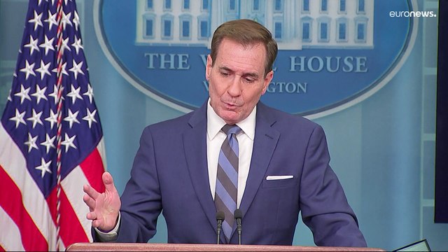 Президент Франции совершает государственный визит в США на фоне напряженных торговых отношений