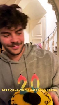 Άγγελος Λάτσιος: Η έκπληξη της Γαίας στον αγαπημένο της για τα γενέθλιά του