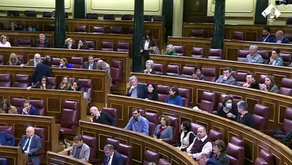 Casero reaparece para insultar a viva voz a Irene Montero en el Congreso: "Sinvergüenza"