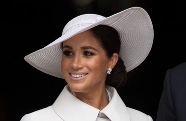 Tải video: 'I learned so much. And I loved it': Duchess of Sussex opens up on experience of Archetypes podcast