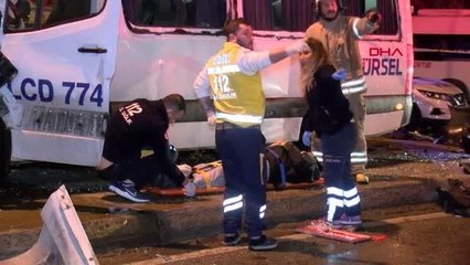 KARTAL'DA KAMYONETLE SERVİS MİNİBÜSÜ ÇARPIŞTI: 1 ÖLÜ, 2 YARALI