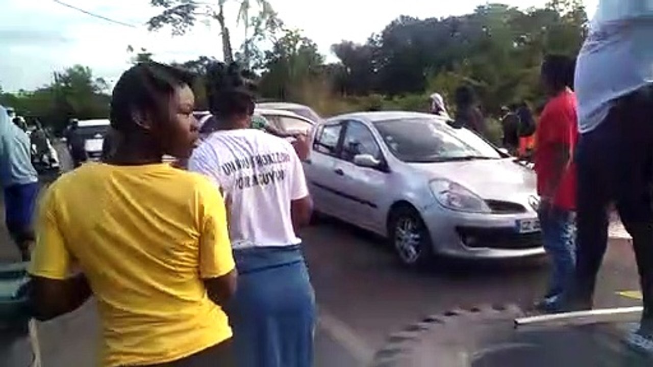 Carrefour Margot: barrage contre... le barrage