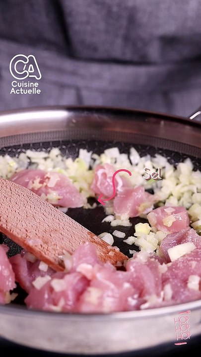 CUISINE ACTUELLE - Pastilla de Noël à la dinde, au foie gras et aux fruits secs