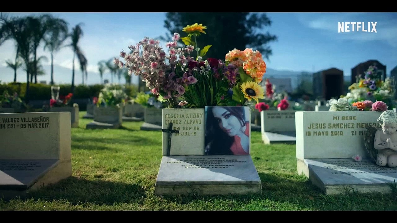 Am hellichten Tag: Mord in Navarte Trailer OV