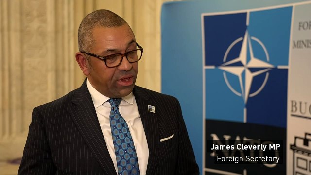 Foreign secretary announces further sanctions on Russia