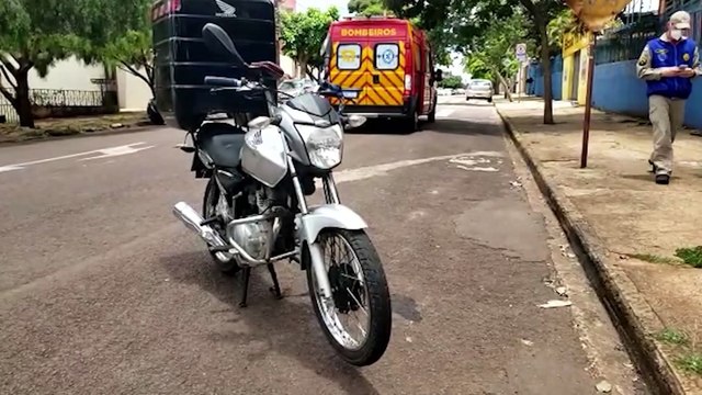 Motociclista fica ferido após colisão no Bairro Neva