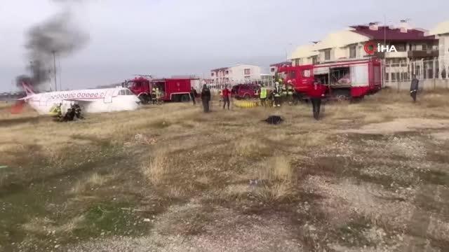 Van'da uçak kazası tatbikatı gerçeğini aratmadı