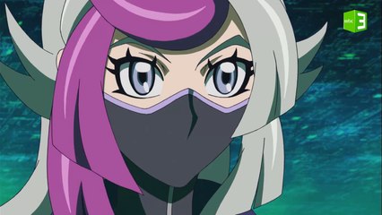 يوساكو يقبل تحدي كوستجيل 