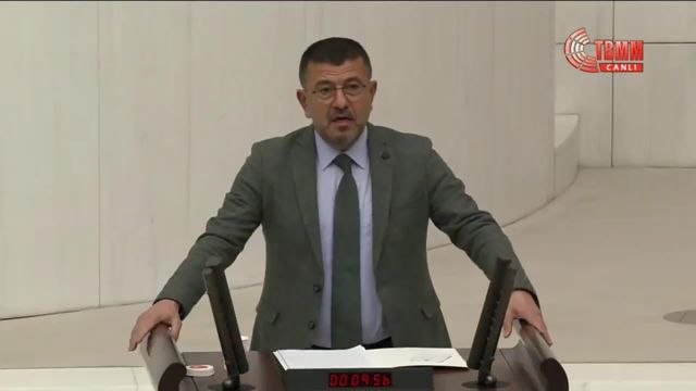 TBMM'de Tütün Tartışması… Veli Ağbaba: Sen Reisten Gizli Gizli Marlboro'yı İç Ama Adıyaman'ın Tütününe Yasak Getir