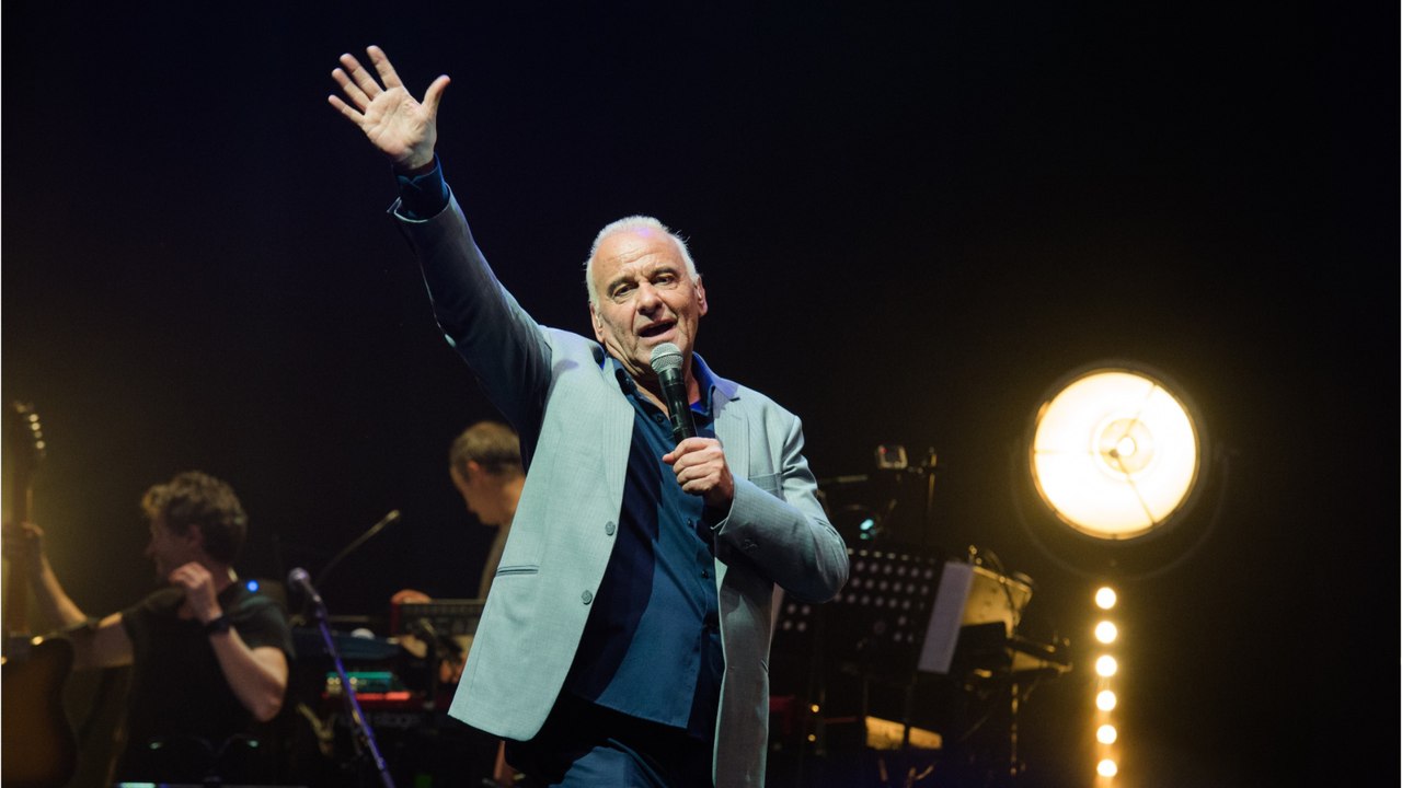 GALA VIDEO - « Ce qui m’a sauvé… " : comment Michel Fugain a surmonté la mort de sa fille Laurette