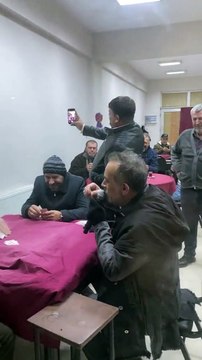 Haluk Levent konser sırasında üşüyünce kahvehaneye girdi: Hayatımdaki en ilginç konser!