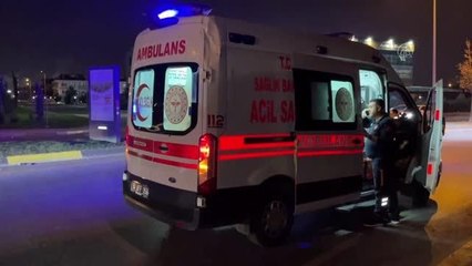 Ters yöne giren aracın çarptığı motosikletli kurye yaralandı