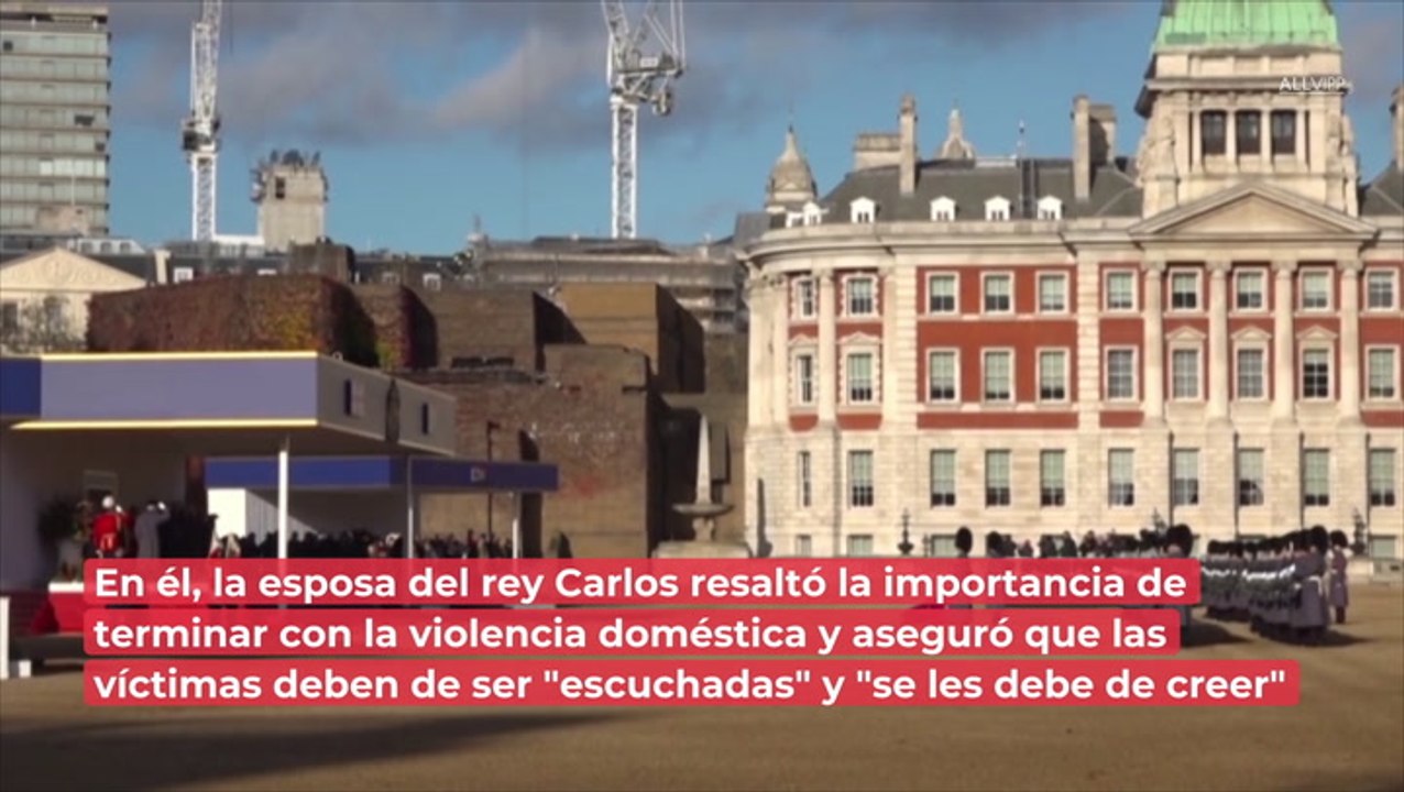 Víctimas deben ser "escuchadas": reina Camila condena violencia a mujeres