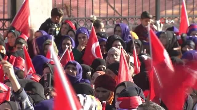 Cumhurbaşkanı Erdoğan: Biz hizmetlerimizle konuşuyoruz. Peki Bay Kemal ve arkadaşları ne konuşuyor. Onlar musluk açıyor