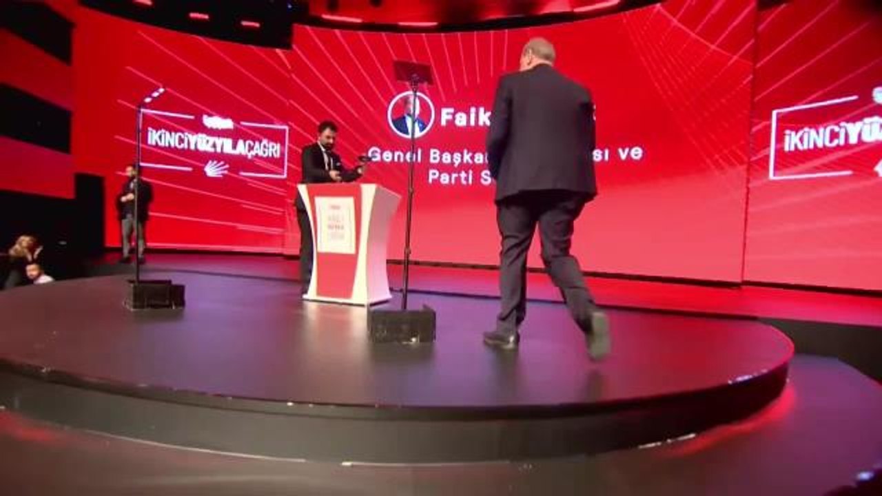 CHP'nin "İkinci Yüzyıla Çağrı" Buluşması... Faik Öztrak: "Temiz Enerjiyle, Temiz Üretimle, Temiz Fonlarla, Temiz Toplumla, Tertemiz Bir Gelecek İnşa...