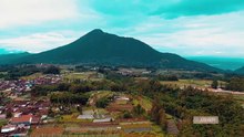 PEMANDANGAN ALAM GUNUNG DAN SAWAH INDAH _ Drone Footage 4K ULTRA HD