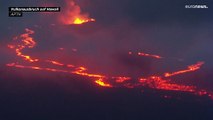 Vulkan Mauna Loa auf Hawaii: Langsam strömt die Lava gen Tal
