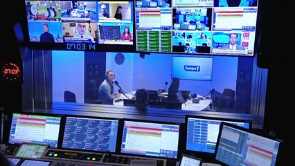 En visite d'État, Macron montre les muscles et fustige la politique commerciale américaine