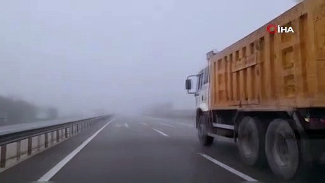 Bursa’da sis etkili oluyor! Sürücüler zor anlar yaşıyor