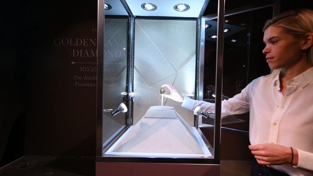 Un des plus gros diamants du monde, le Golden Canary , va être mis aux enchères