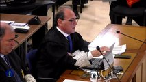 NO PUBLICAR El fiscal Tomás Herranz acaba entre lágrimas en la última sesión del juicio del caso Cursach y las defensas y encausados terminan aplaudiéndole