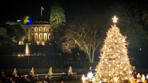 Así ha sido la tradicional ceremonia de encendido del árbol en la Casa Blanca