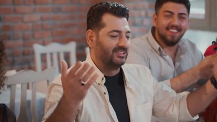 Azad Üşen - Çoğu Gitti Azı Kaldı