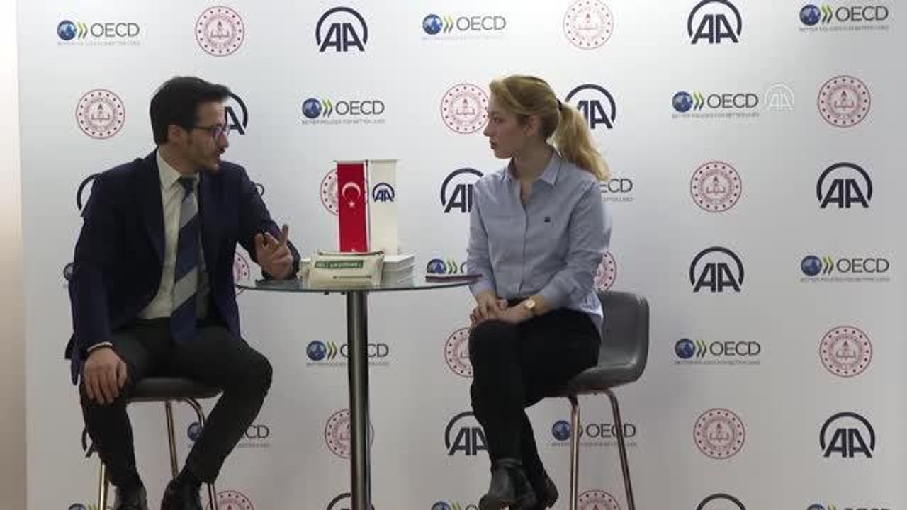 Bakan Özer: "2000'li yıllarda liselerdeki okullaşma oranı yüzde 44 iken bugün yüzde 95'e ulaştı"