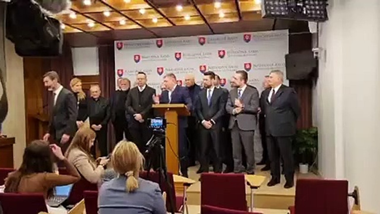 ZÁZNAM: TK strany SMER-SD