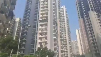 बच्चों के लिफ्ट के फंसने के मामले में क्या बोले परिजन, आप भी सुनकर हो जाएंगे हैरान