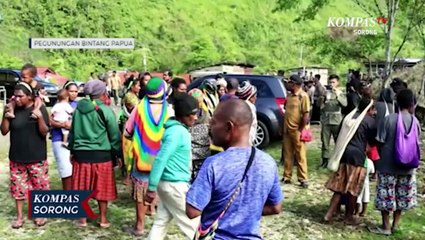 Mengungsi Akibat Penyerangan KKB Warga Kiwirok Kembali Pulang